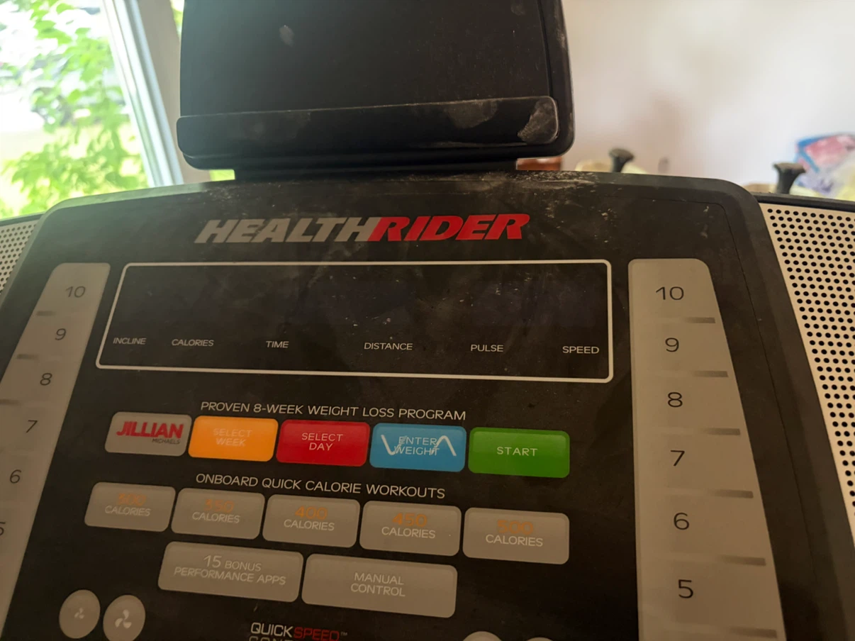 HealthRider Treadmill - photo 2