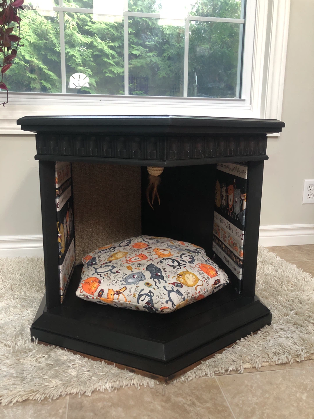 Cat bed/ end table