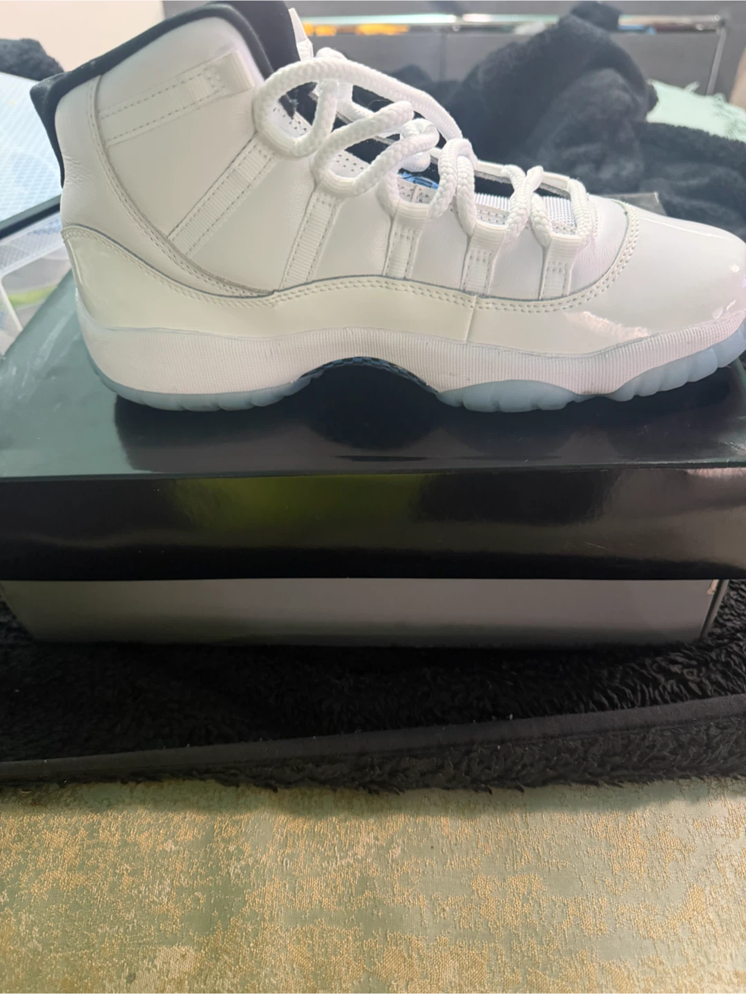 Jordan 11 Retro White/Blue