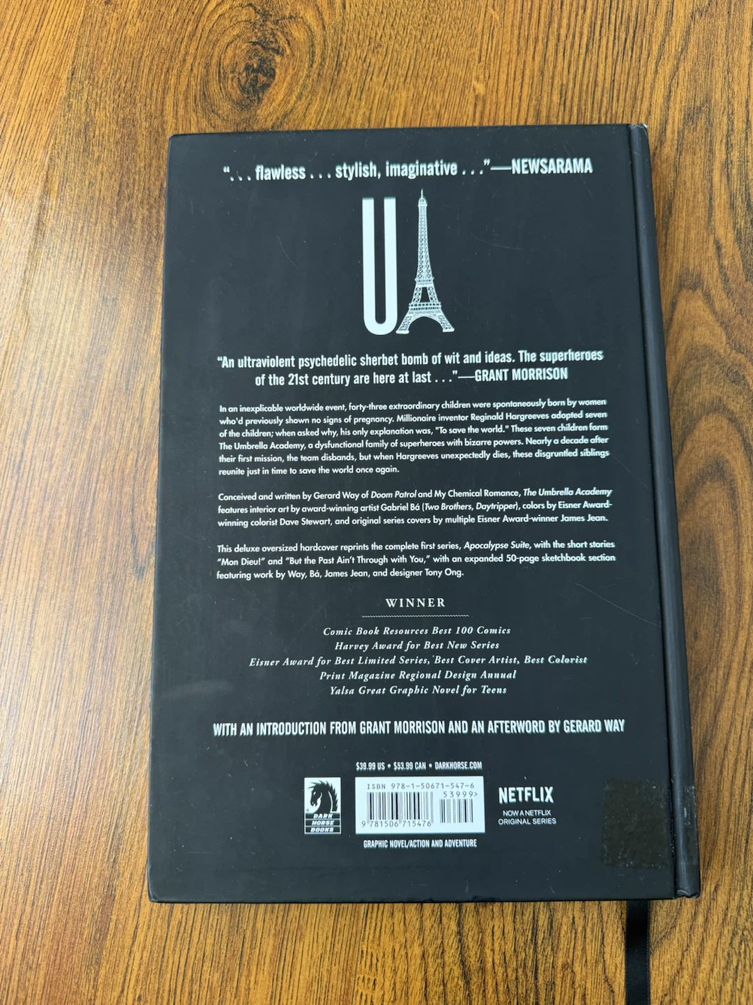 The Umbrella Academy: Apocalypse Suite Graphic Novel - photo 2