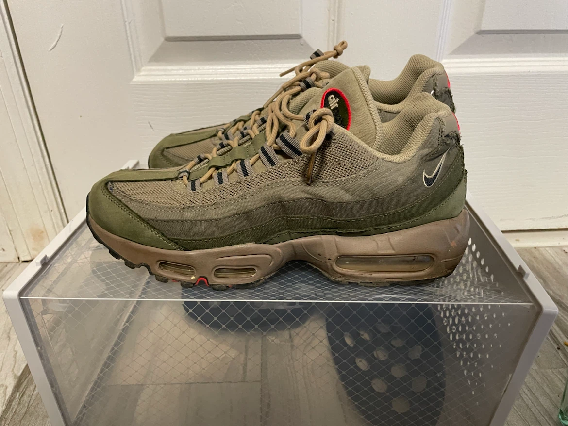 Nike Air Max 95 SE 'Rough Green' Size 8