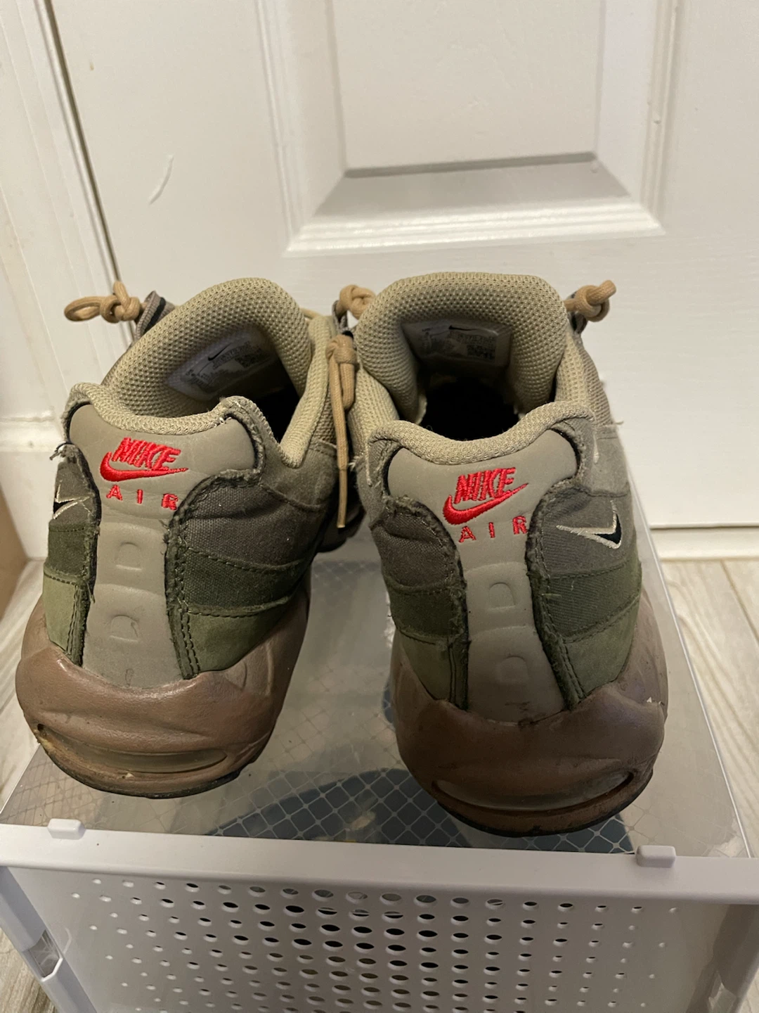 Nike Air Max 95 SE 'Rough Green' Size 8 - photo 4