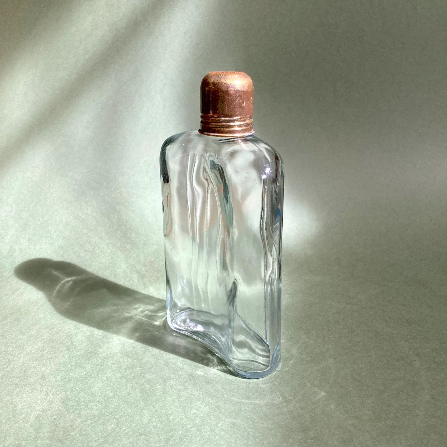 Vintage Ribbed Glass Hip Flask - photo 2