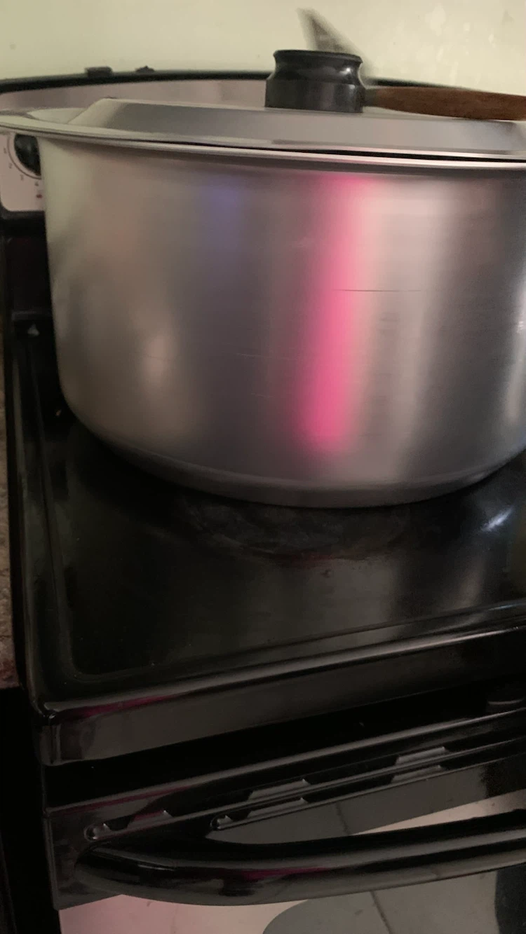Large Metal Stock Pot - photo 2