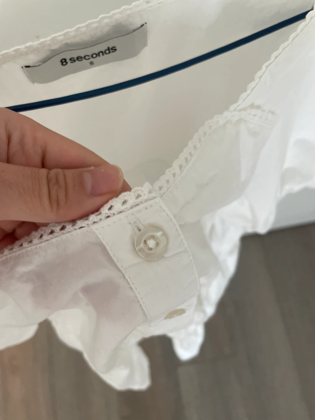 White Tiered Puff Sleeve Blouse - photo 4