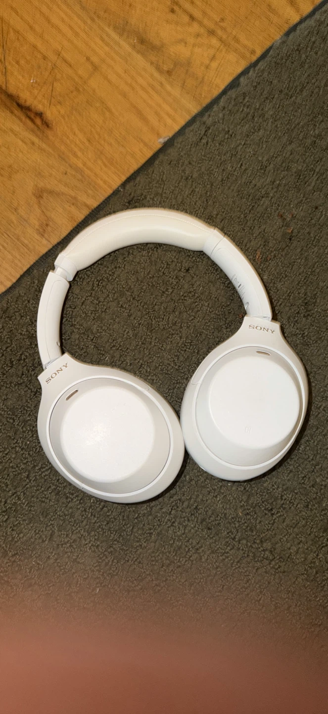 Sony WH-1000XM4 Noise Cancelling Headphones - White