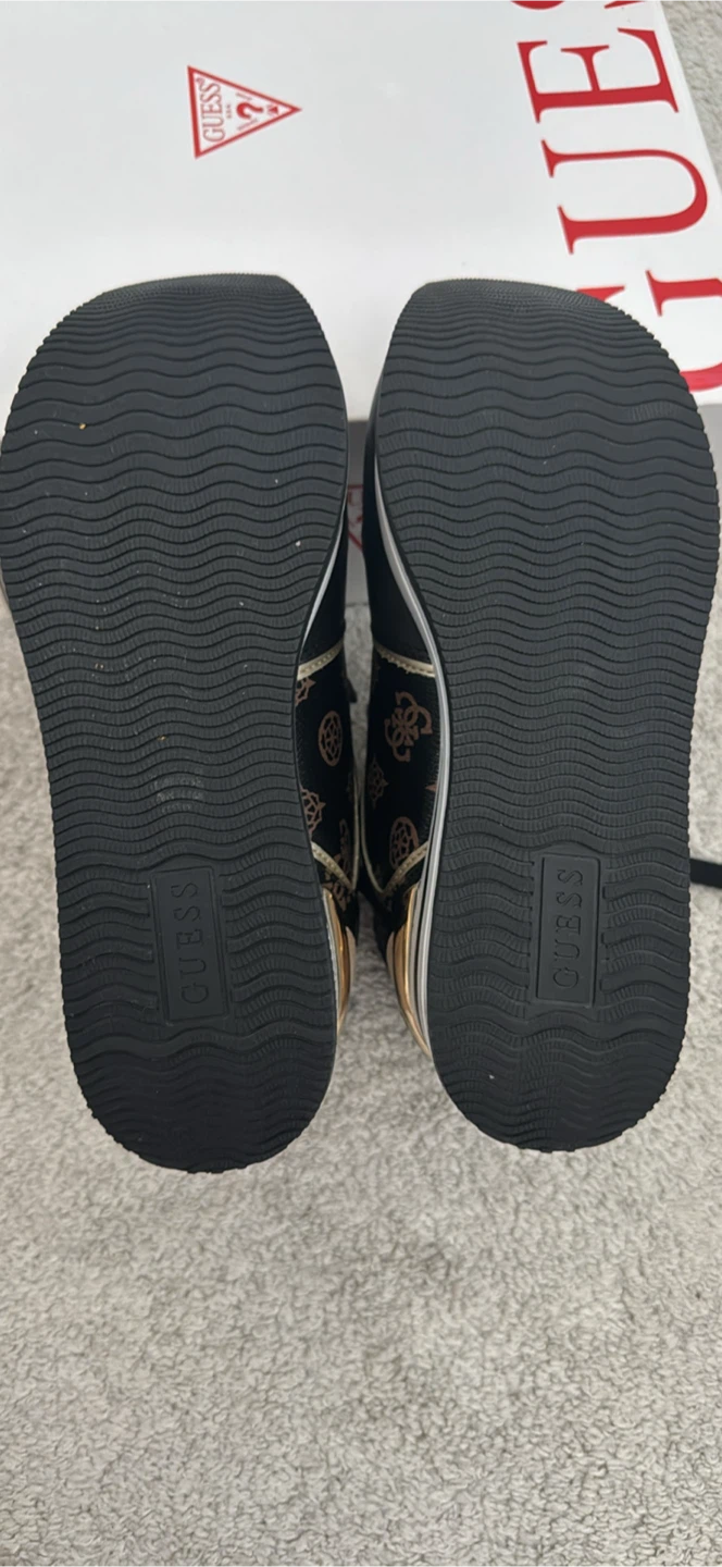 GUESS Women's Sneakers - photo 5