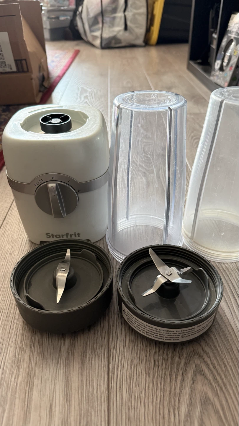 Starfrit mixer and grinder