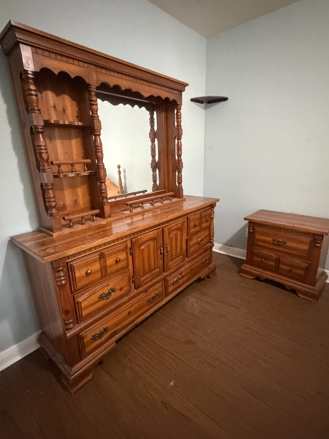 Wooden Dresser with Mirror and 2 Nightstand - photo 3