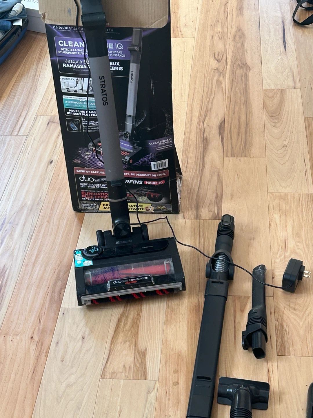 Shark Stratos Vacuum must sell today - photo 2