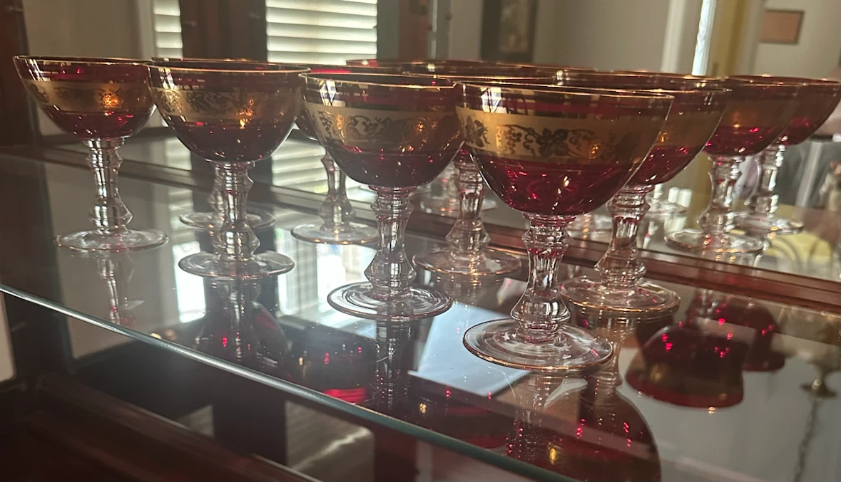Set of 10 Ruby Red Crystal Wine Glasses with Gold Gilt Rim