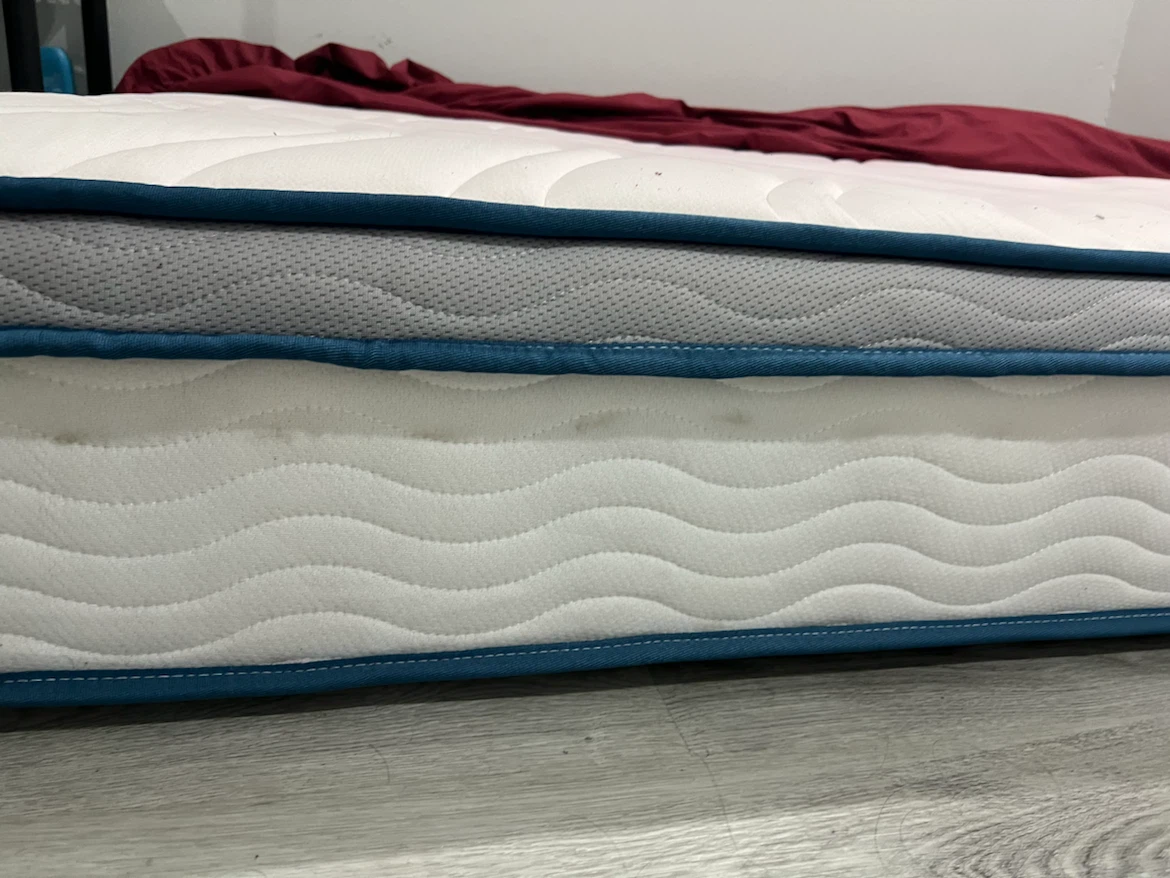 Queen Size Mattress - photo 4