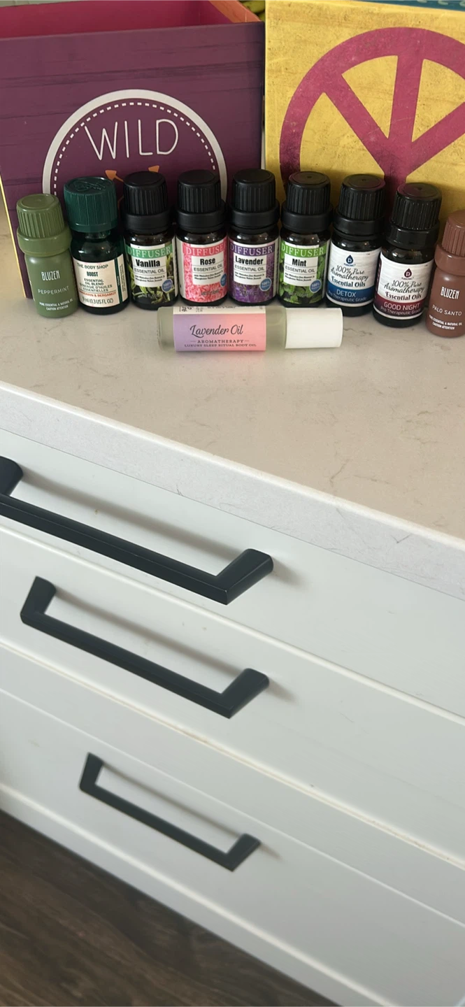 Various Essential Oils and Lavender Rollerball - photo 2