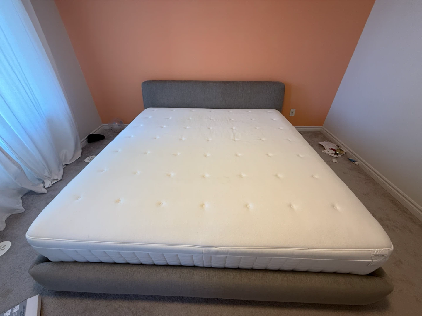 EQ3 king size bed + mattress