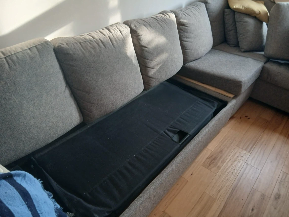 Grey Sectional Sofa Bed must go today - photo 4