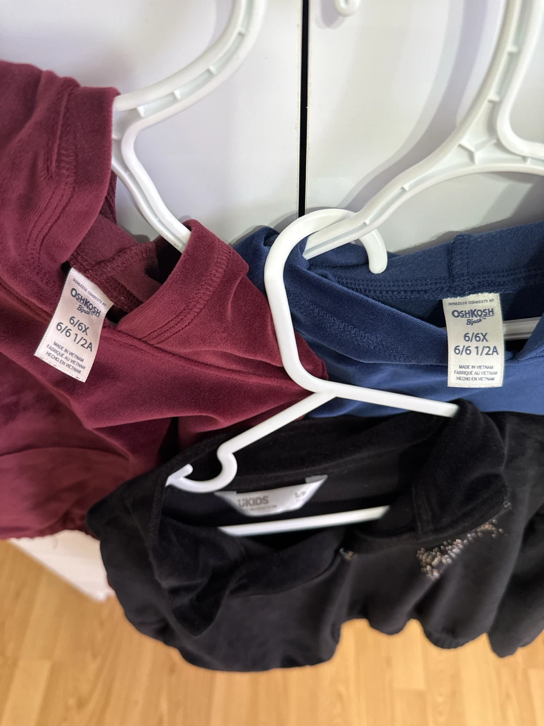 3 Kids Velour Hoodies - OshKosh B'gosh - photo 2