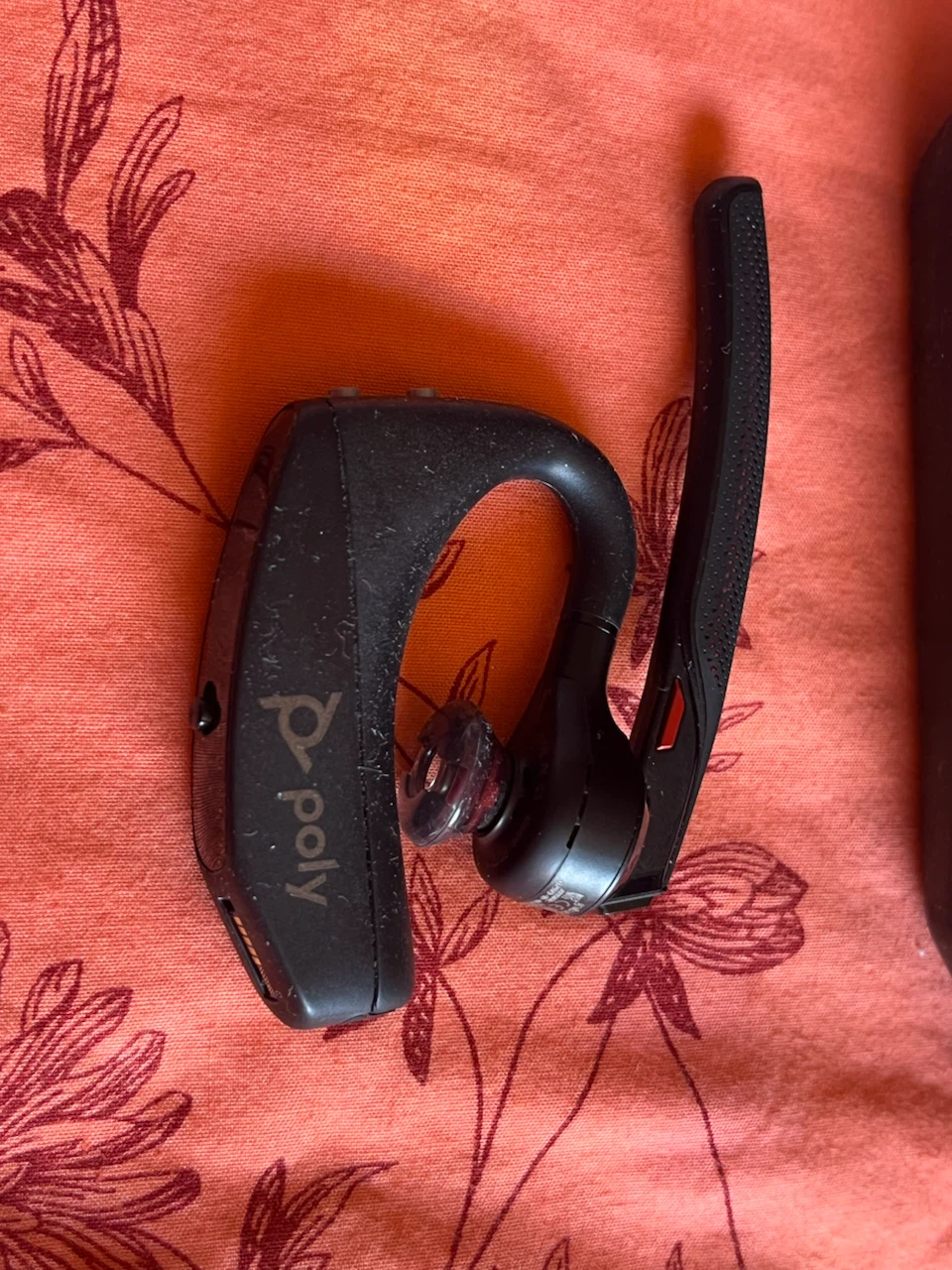 Poly Voyager 5200 UC Bluetooth Headset - photo 2