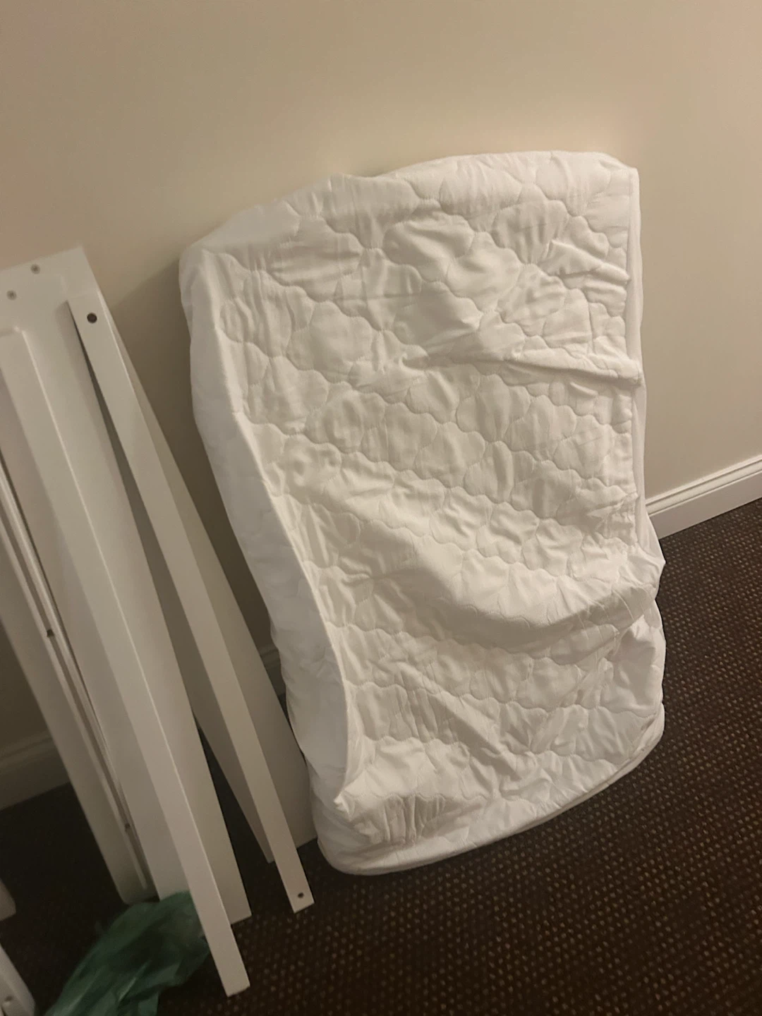 Like New White Mini Crib with Mattress - photo 4
