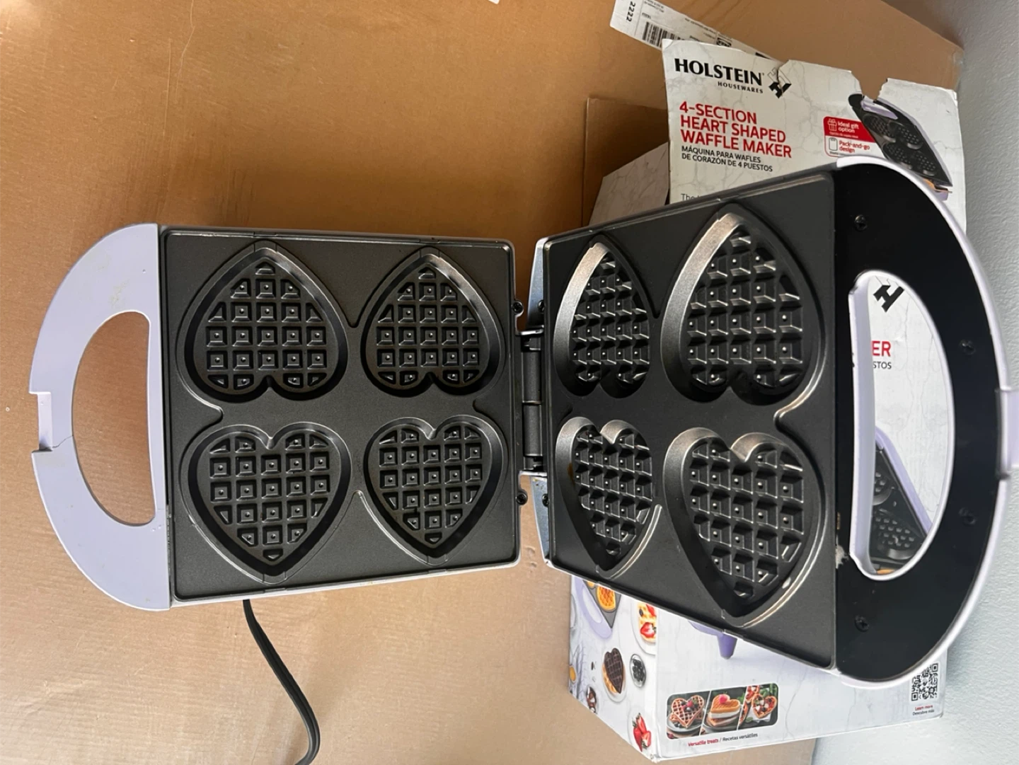 Holstein Housewares 4-Section Heart Shaped Waffle Maker