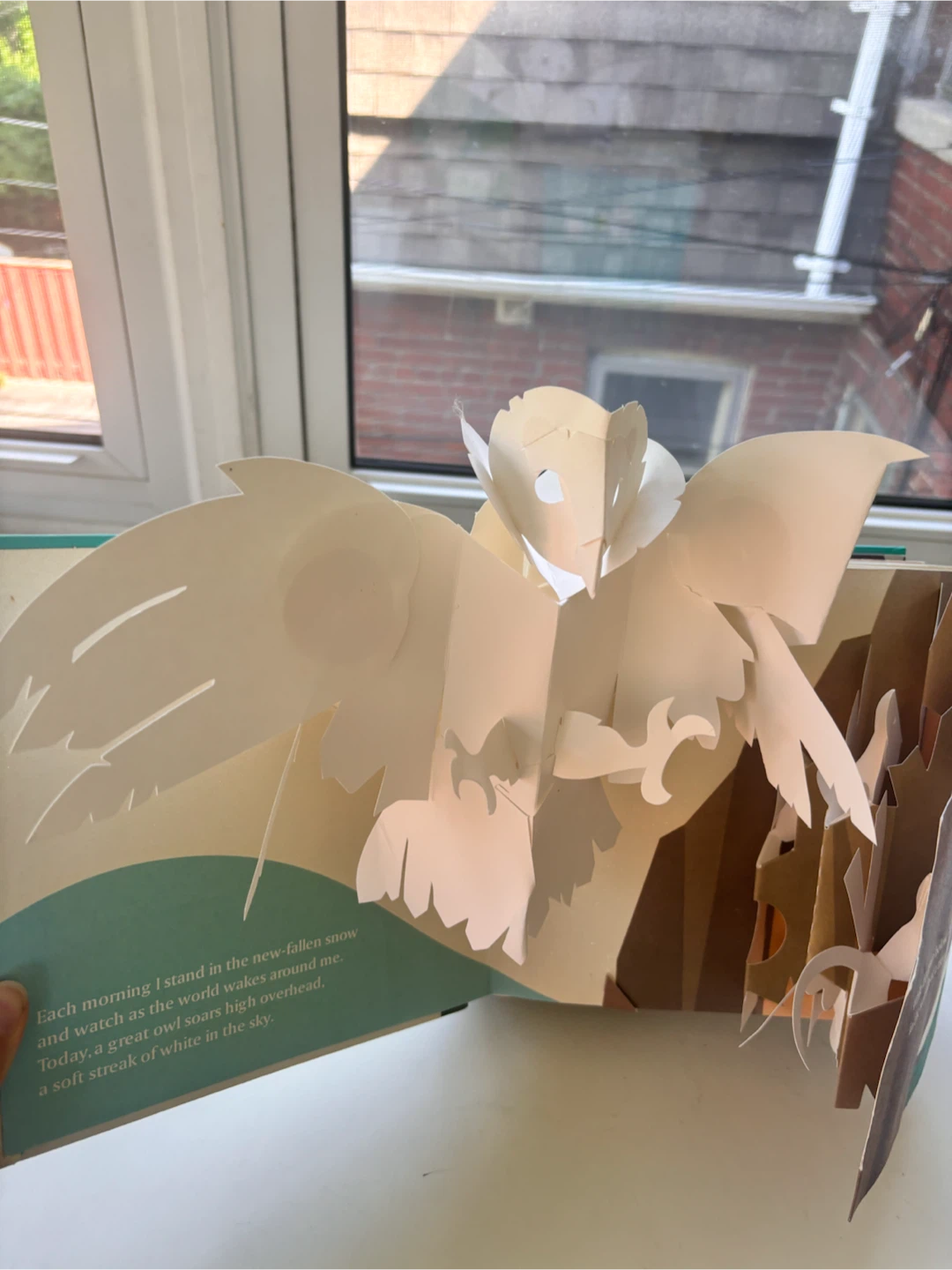 Robert Sabuda Winter's Tale Pop-Up Book - photo 2