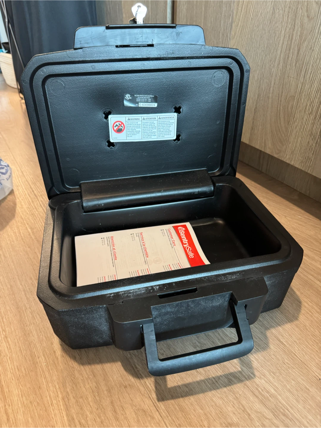 SentrySafe Fire Chest - photo 3