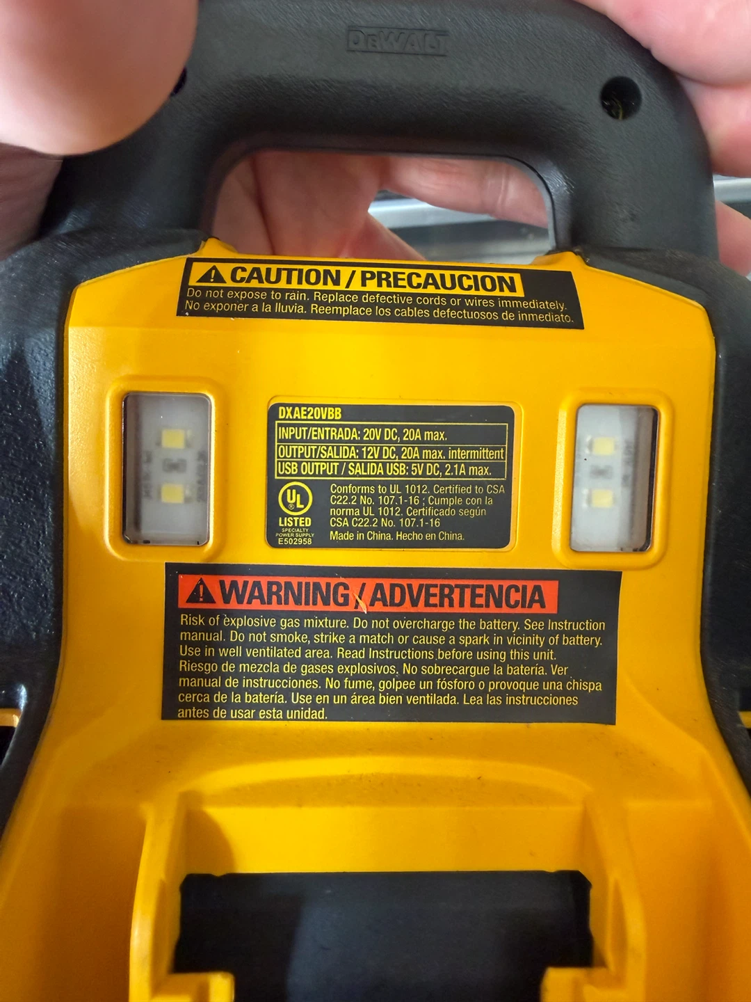 DEWALT 20V 3-in-1 Portable Power Station - photo 5