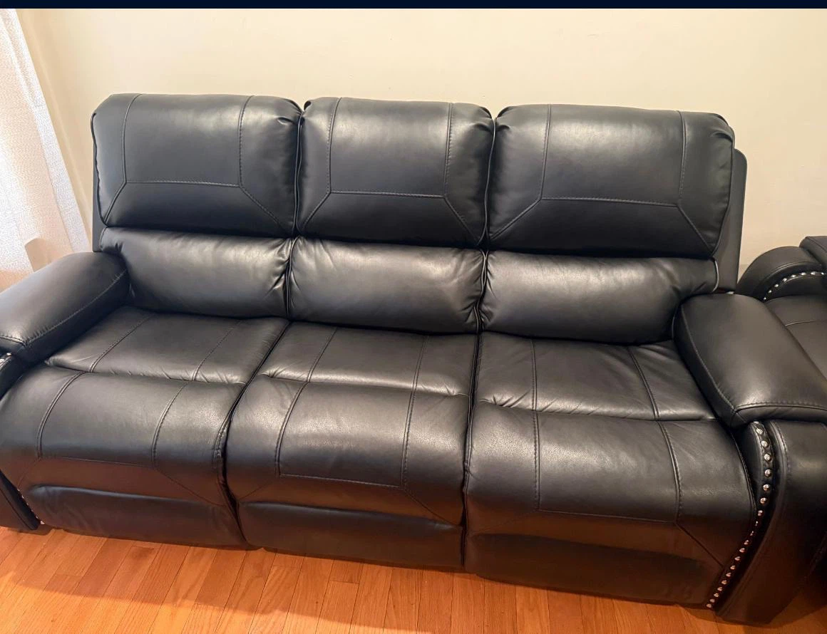 Black Leather Reclining Sofa and Loveseat Set - photo 3