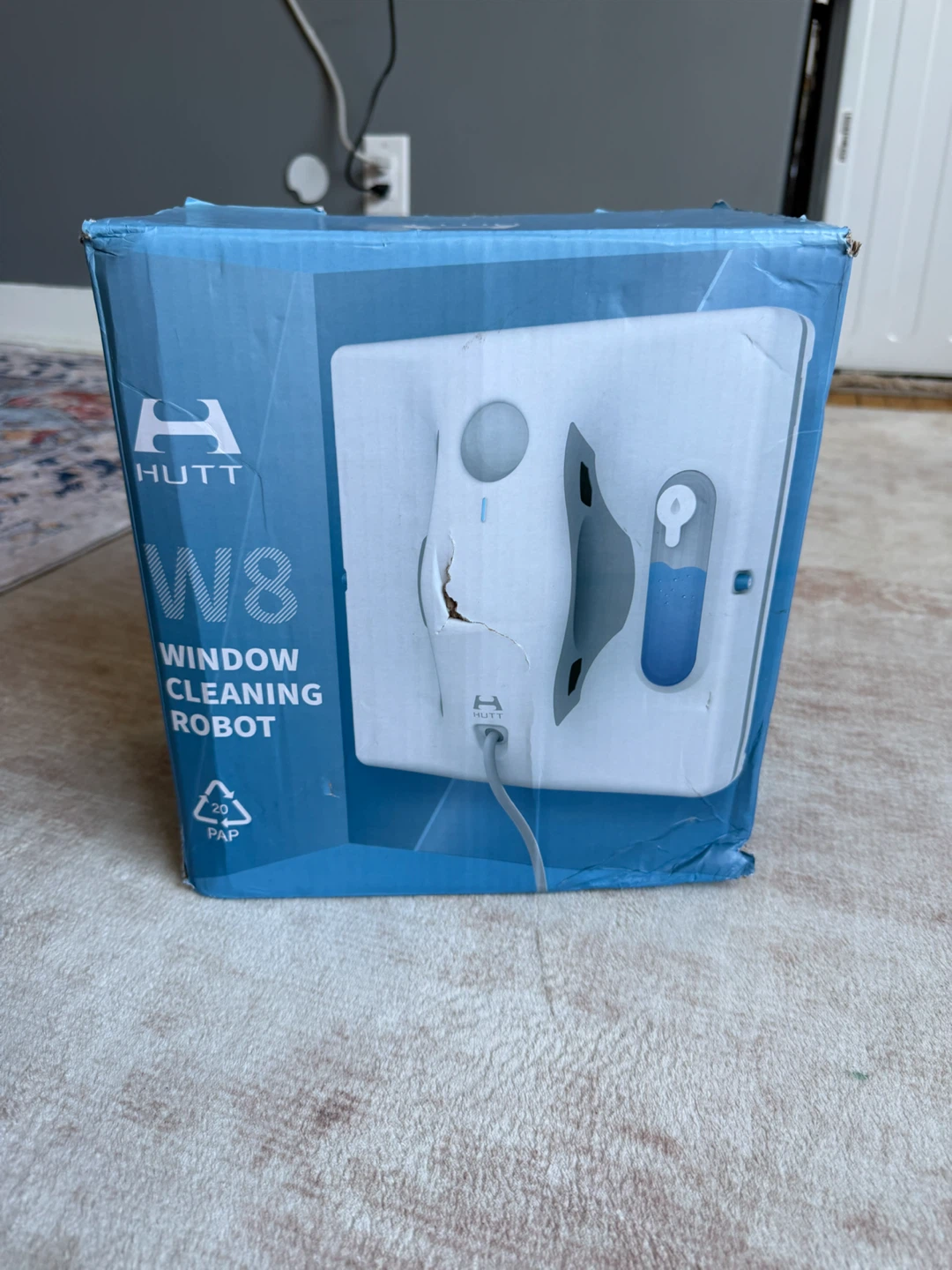 HUTT W8 Window Cleaning Robot - photo 4