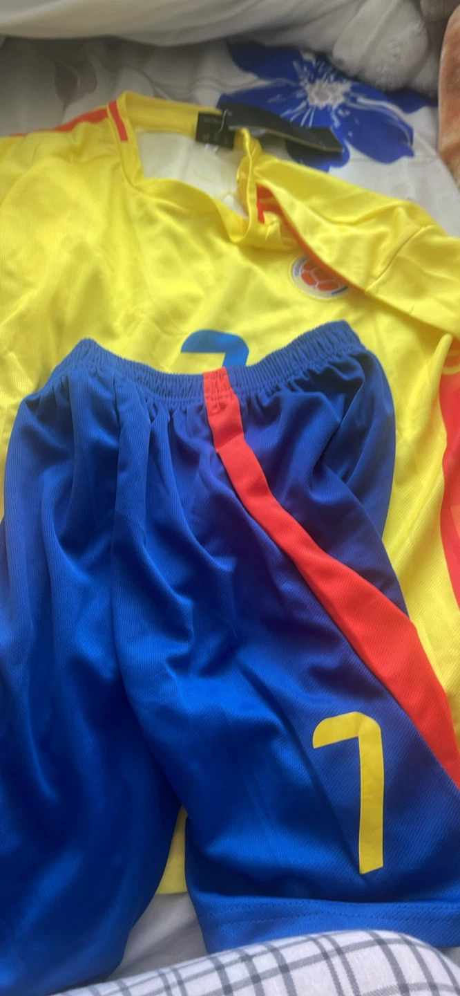 Kids Soccer Jersey and Shorts Set - photo 2