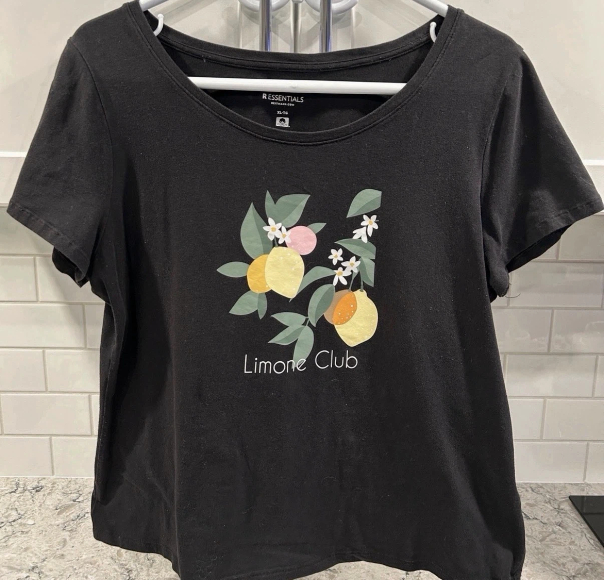 Women’s Printed Casual T-Shirts (Size XL) ($8 each/ all for $20) - photo 4