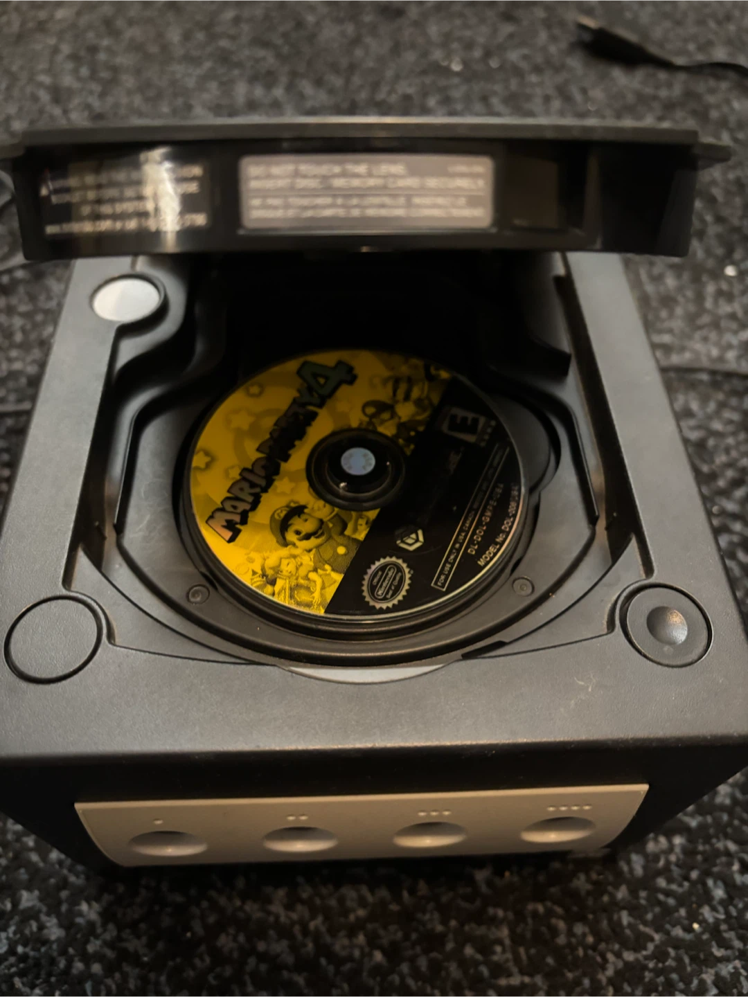 Nintendo GameCube Console with 2 Controllers - photo 2
