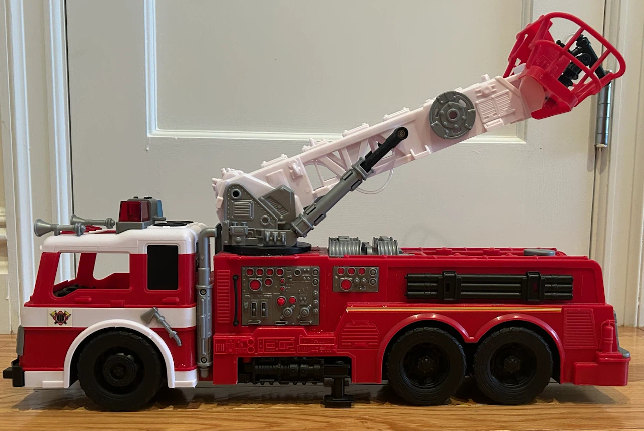 Toy Fire Truck with Extendable Ladder, 22’ long. - photo 2