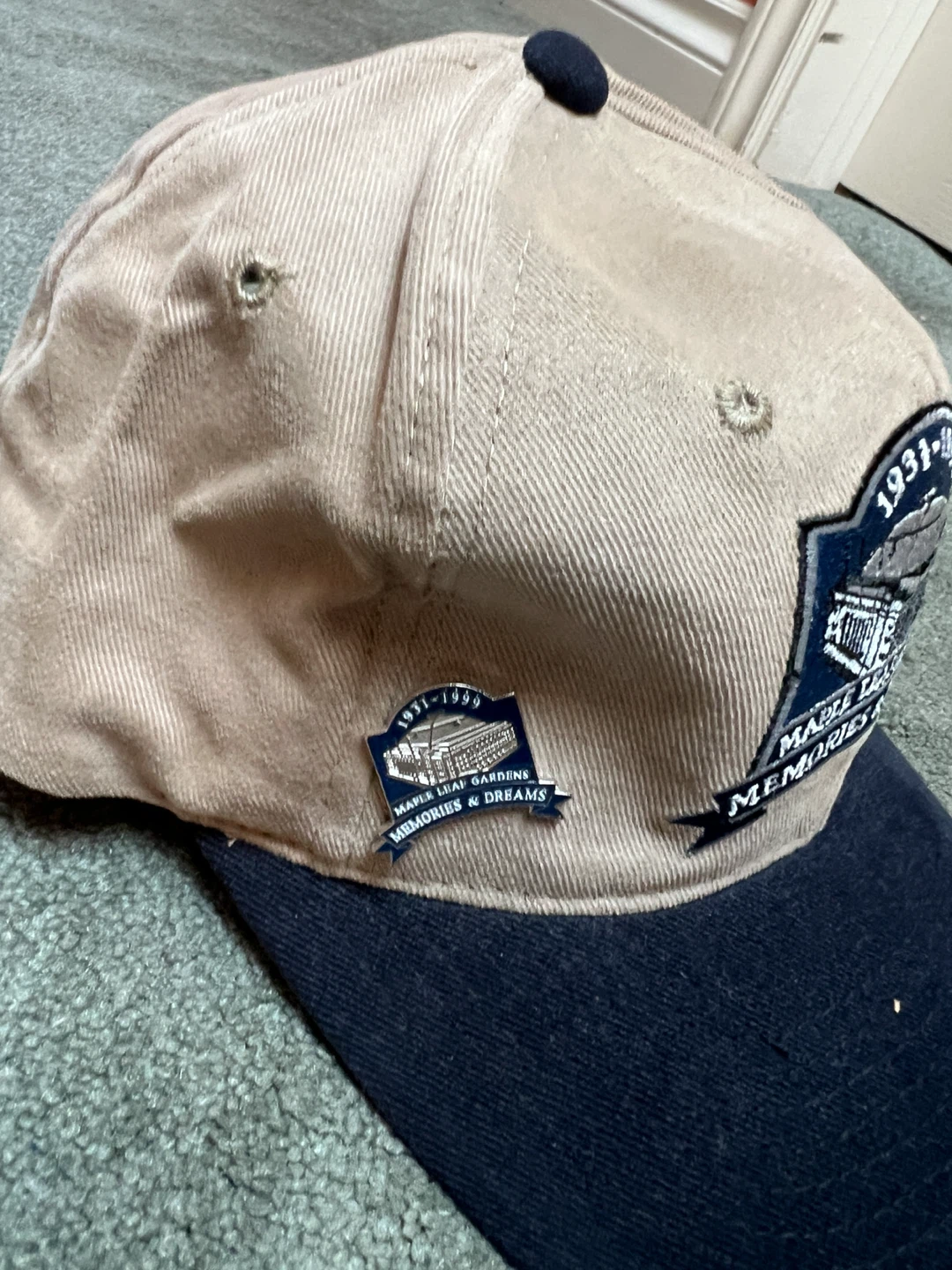 Maple Leaf Gardens 1931-1999 "Winning Years" Baseball Cap - photo 3