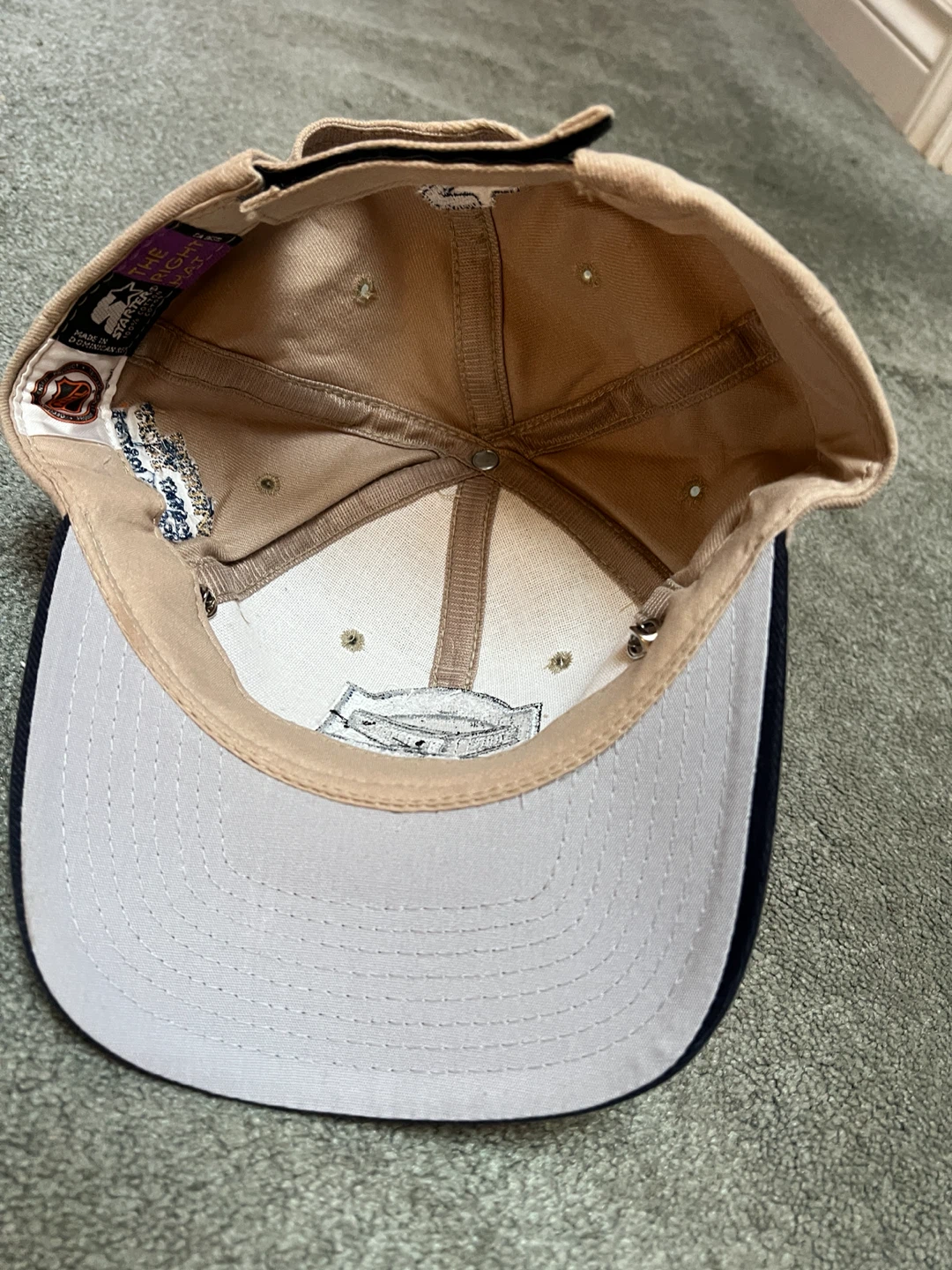 Maple Leaf Gardens 1931-1999 "Winning Years" Baseball Cap - photo 5