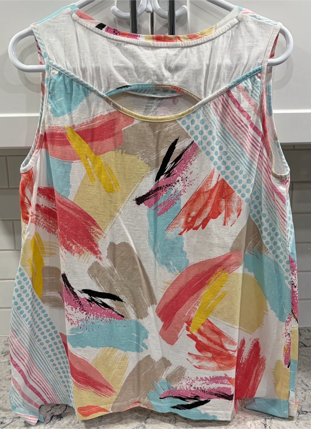 Women’s Northern Reflections Open Back Keyhole Tank Top - photo 2