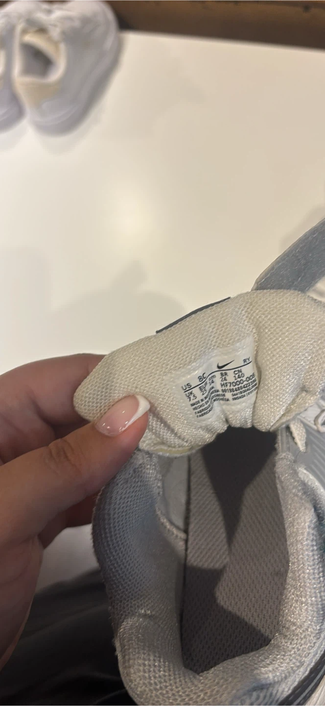 Nike Toddler Shoes - photo 2