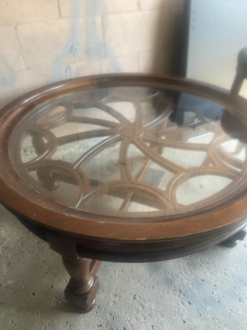 Round Coffee Table with Glass Top - photo 4
