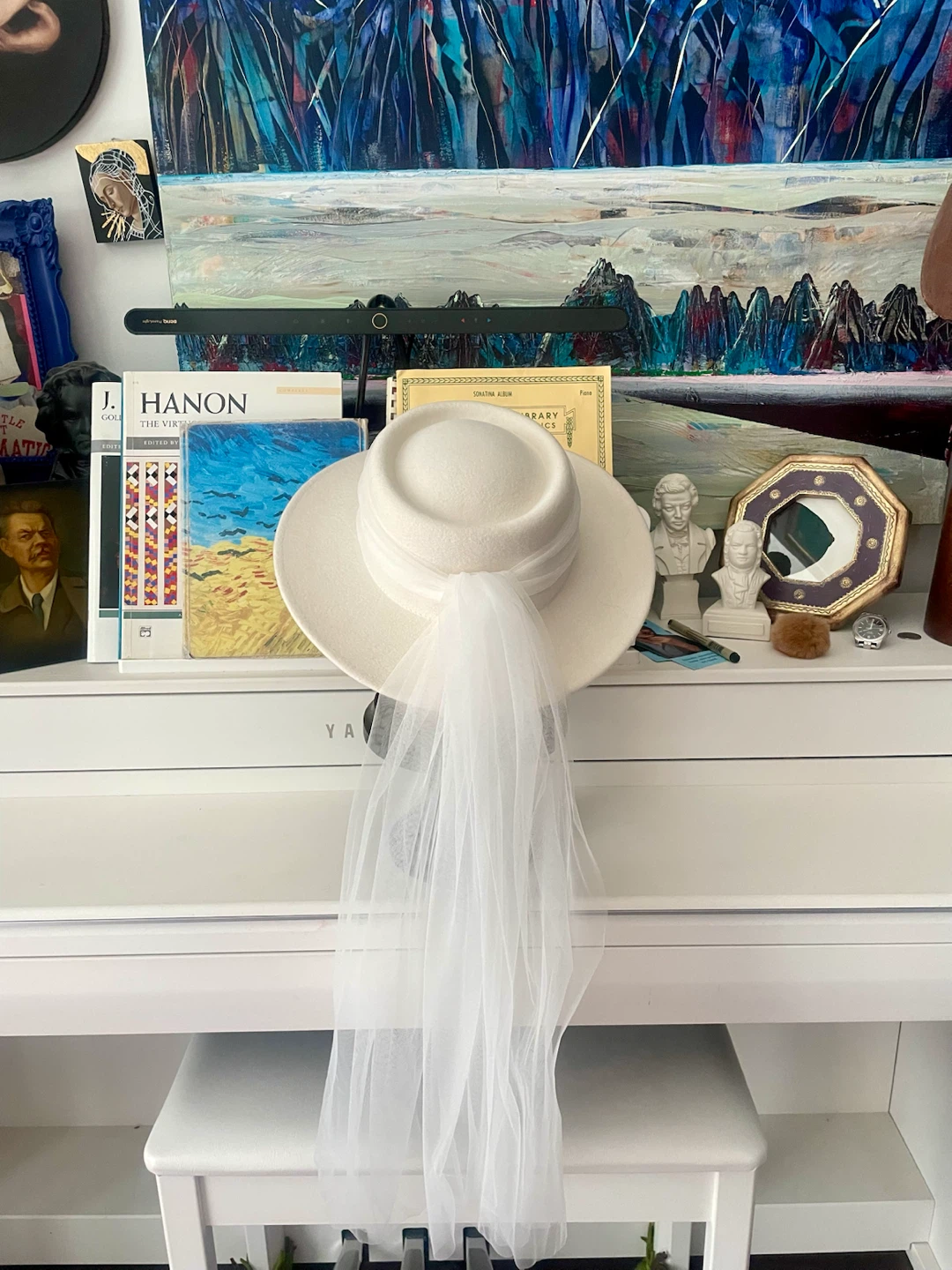 Chic Wool Bridal Hat with Veil — Preloved - photo 4
