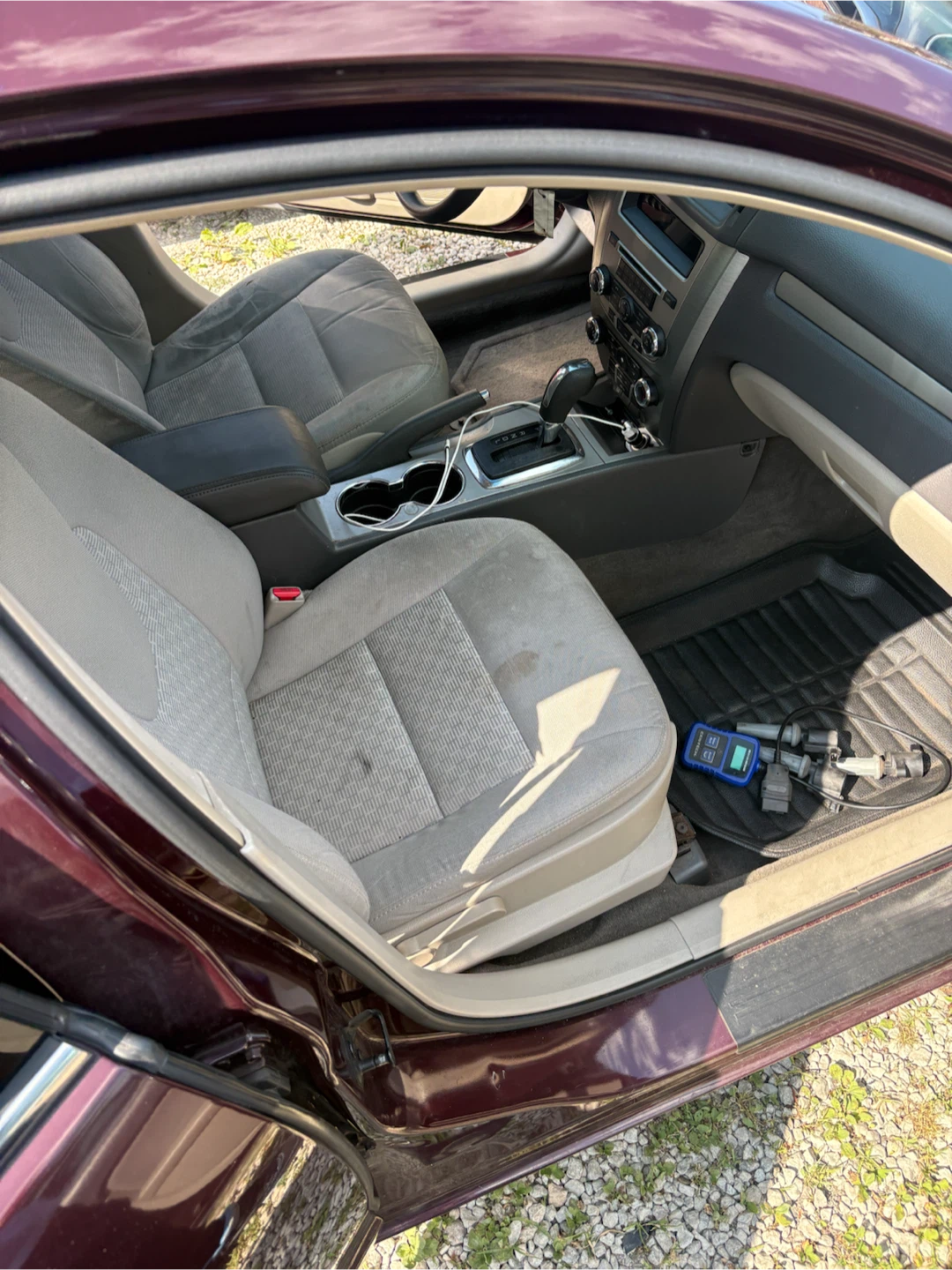 Ford Fusion Sedan - photo 5