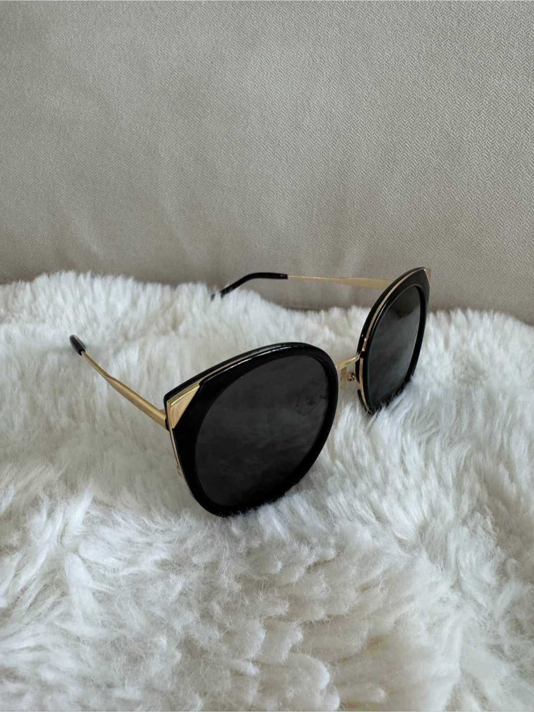 Black Cat-Eye Sunglasses with Gold Accents - photo 2
