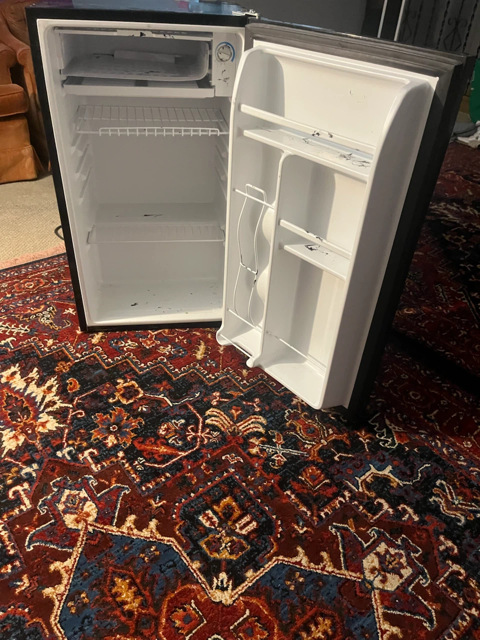 Black Compact Mini Fridge - photo 2