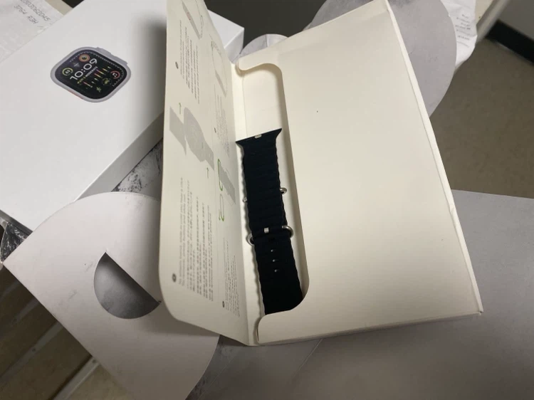 Apple Watch Ultra 2 black alpine band - photo 4