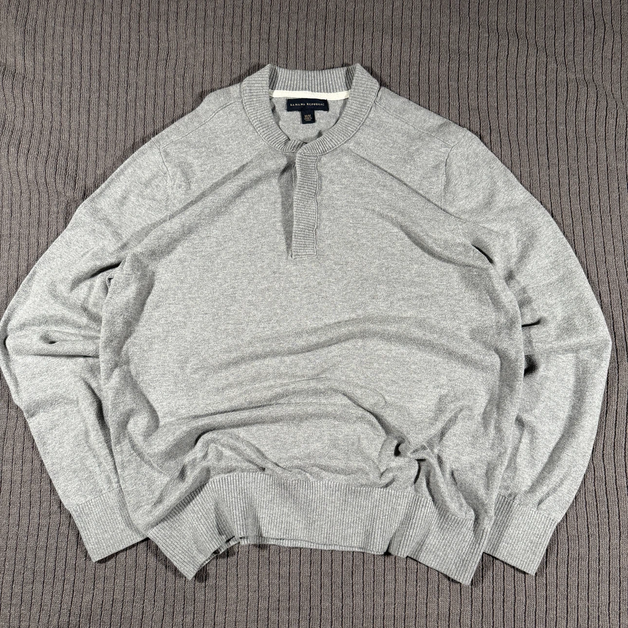 Banana Republic Henley Sweater Gray Men's M Snap Button