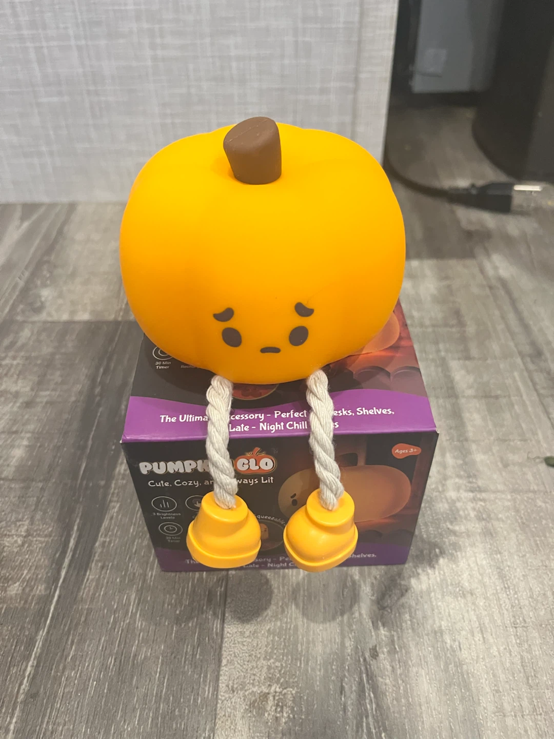 Pumpkin Glo Night Light - photo 2