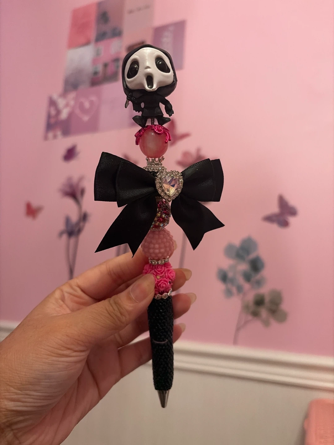 Handmade Ghostface and Bow Decorated Pen - photo 2