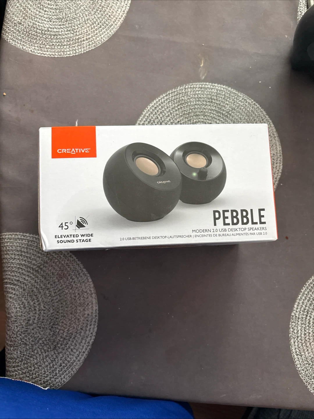 Creative Pebble 2.0 USB Desktop Speakers