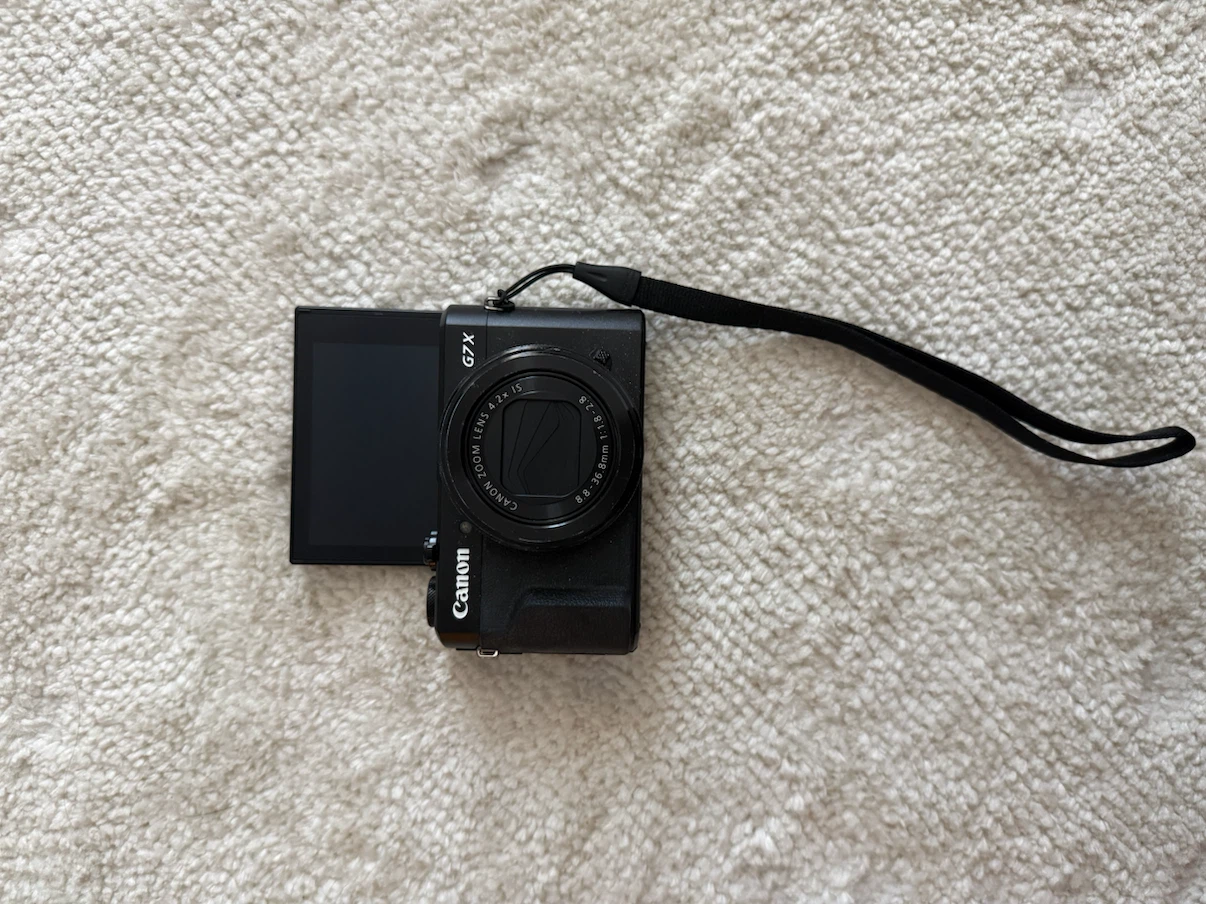 Canon G7X Digital Camera Bundle with Tripod & Charger - photo 4