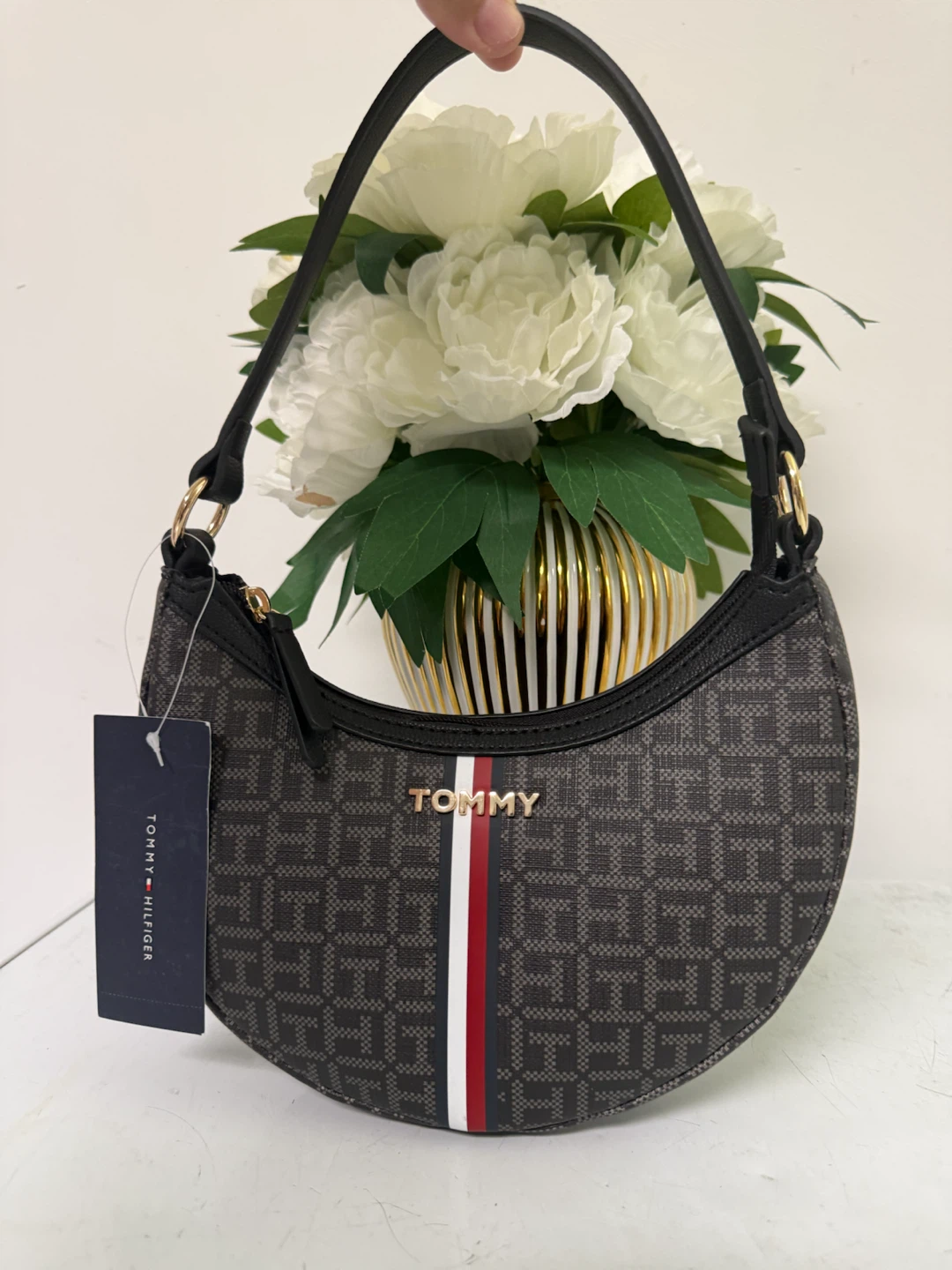 Tommy Hilfiger Hobo Bag