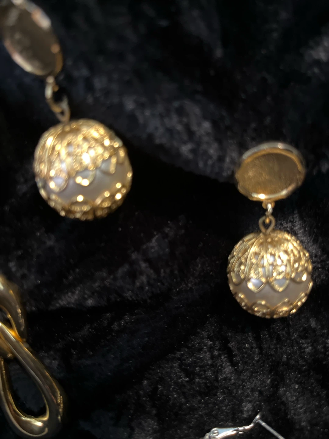 Assorted Gold & Silvertone earrings - photo 2
