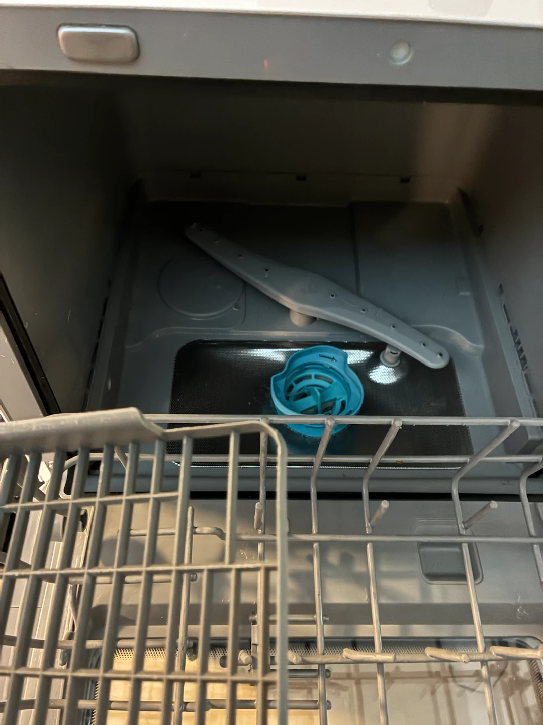 Comfee Countertop Dishwasher - photo 5